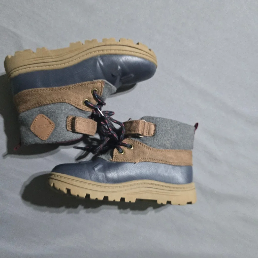 Carters Duck Boots Kids Size 12 Navy Blue Grey Tan Rugged Winter Hiking Shoes